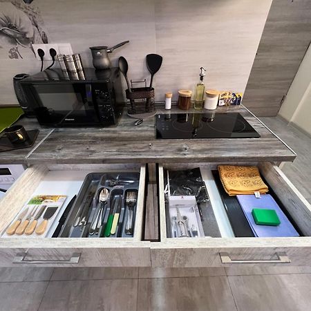Ferienwohnung Cool Blue Interior Self Check In Erivan Exterior foto