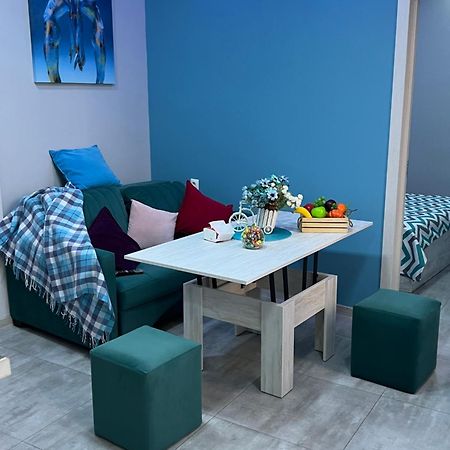 Ferienwohnung Cool Blue Interior Self Check In Erivan Exterior foto