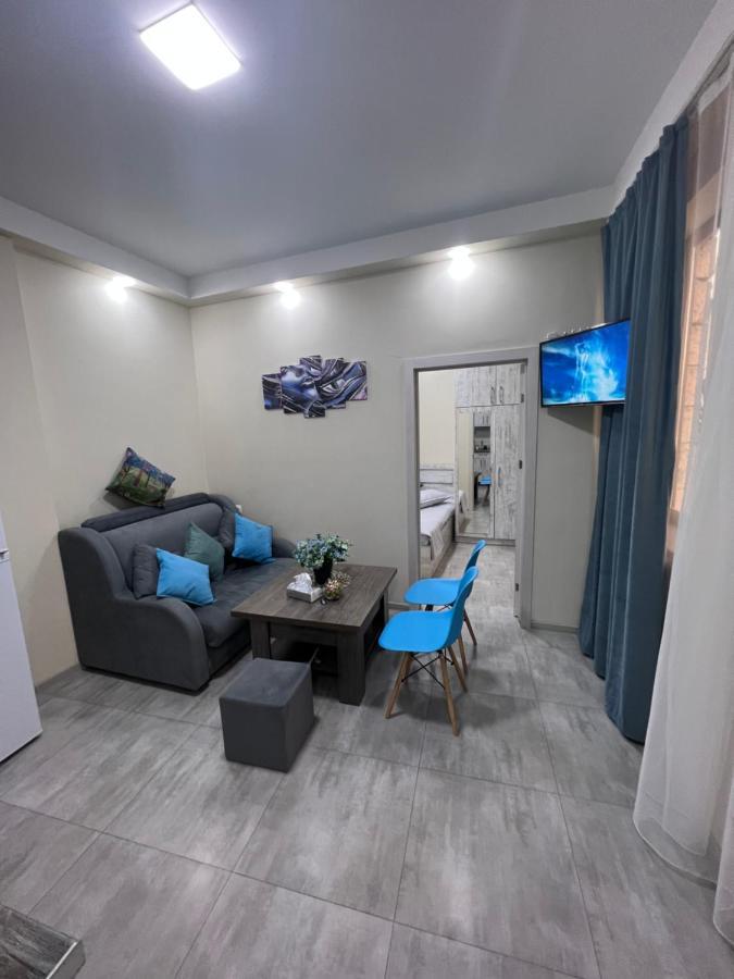 Ferienwohnung Cool Blue Interior Self Check In Erivan Exterior foto