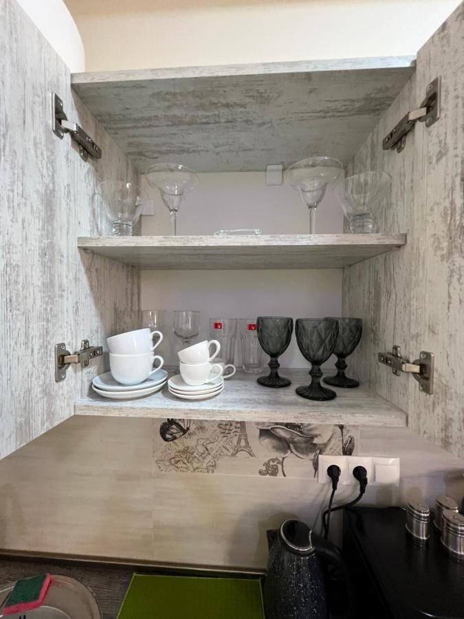 Ferienwohnung Cool Blue Interior Self Check In Erivan Exterior foto
