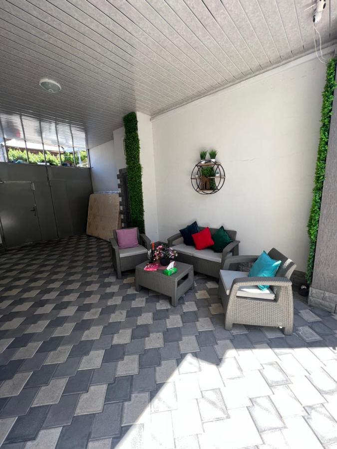 Ferienwohnung Cool Blue Interior Self Check In Erivan Exterior foto