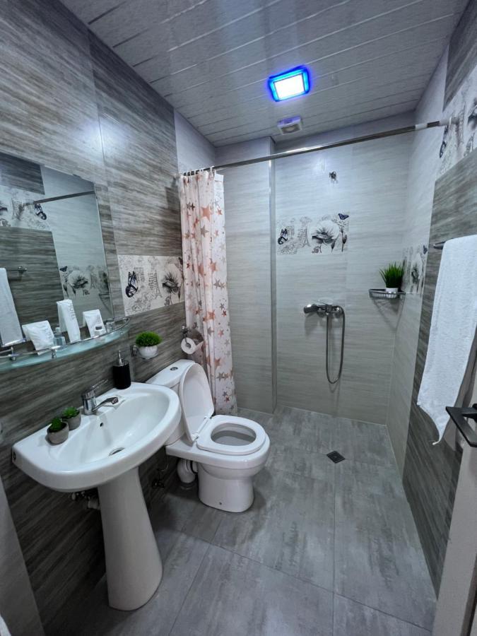 Ferienwohnung Cool Blue Interior Self Check In Erivan Exterior foto