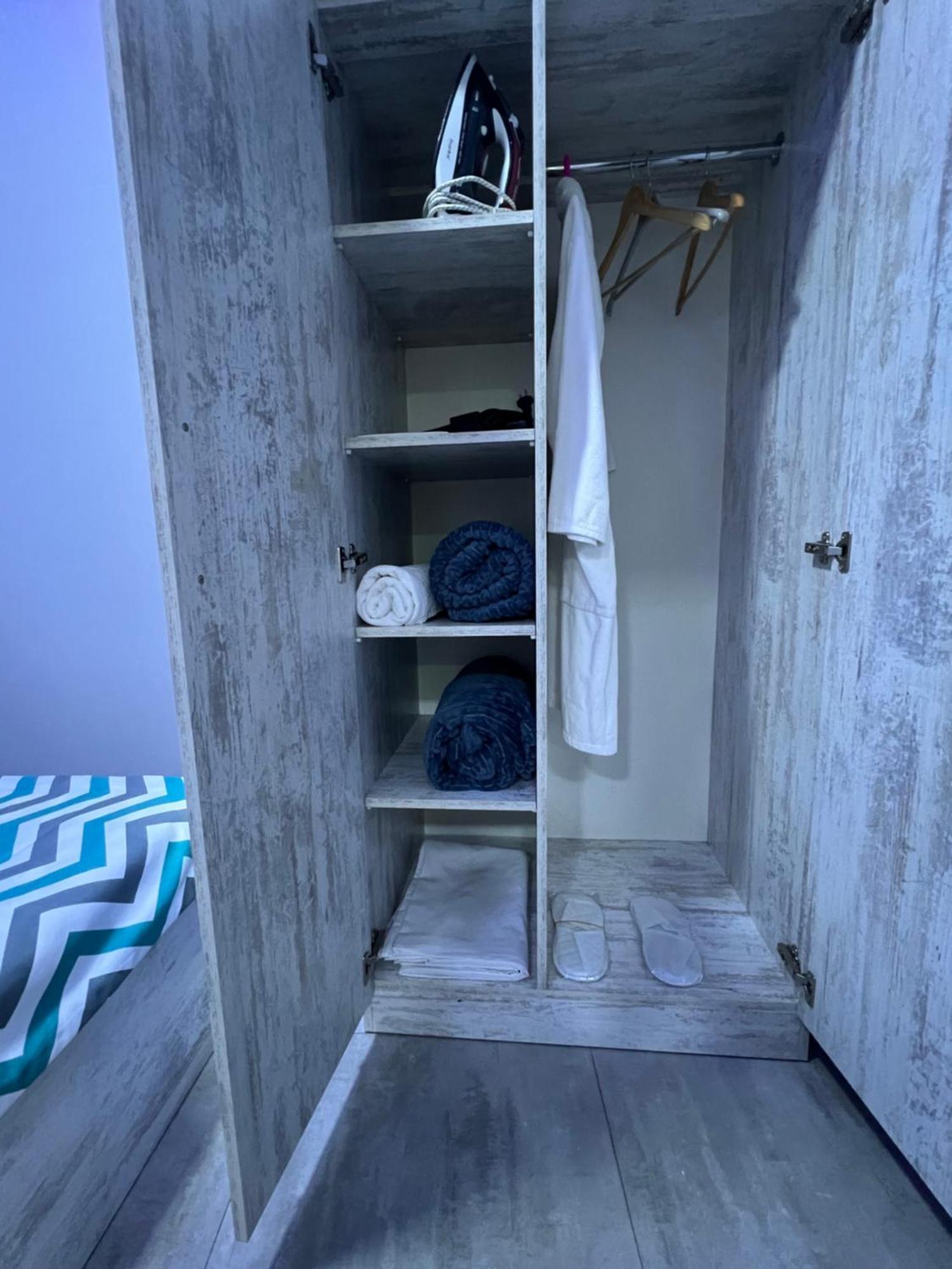 Ferienwohnung Cool Blue Interior Self Check In Erivan Exterior foto